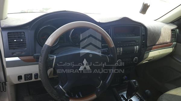 JMYLRV93W8J720721 Mitsubishi Pajero