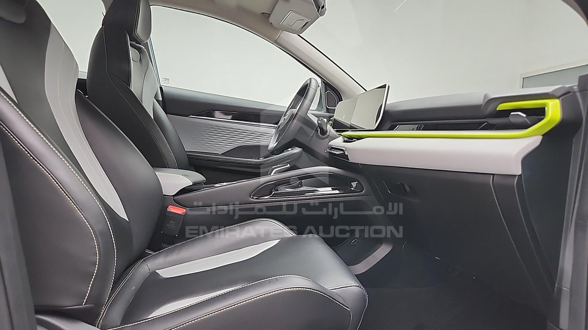 2024 GEELY COOLRAY VIN: LB3762KZ3RX508221