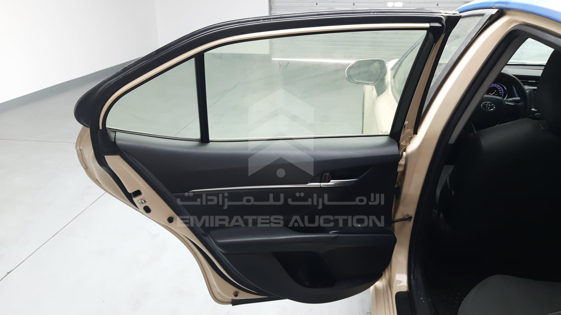 2019 TOYOTA CAMRY HYBRID VIN: JTNB29HK8K3016926