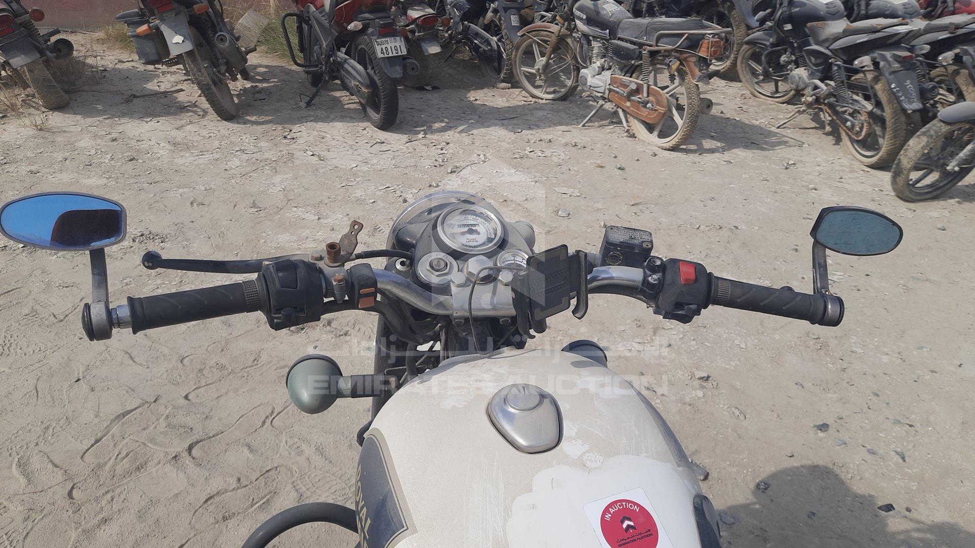2016 ROYAL ENFIELD MOTORBIKE VIN: ME3U3S5C1GA244268