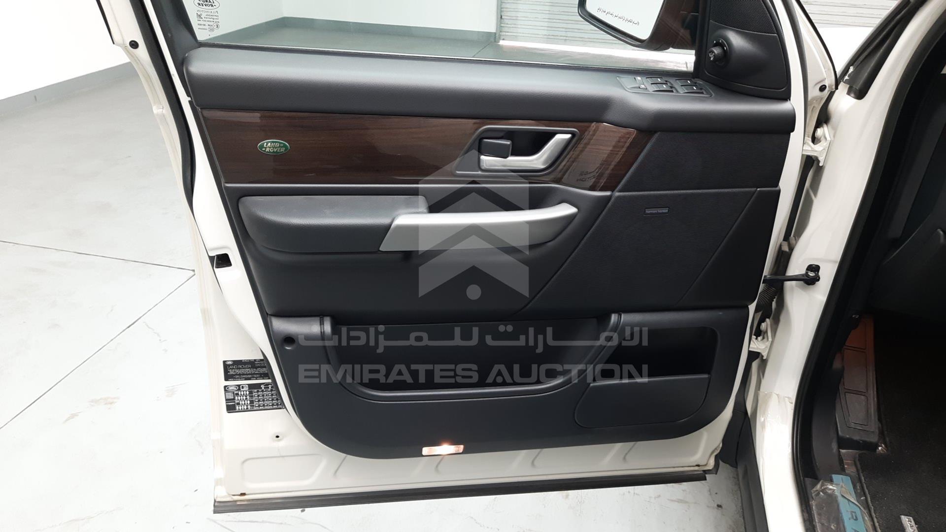 2008 RANGE ROVER SPORT HSE VIN: SALLSAA548A178281