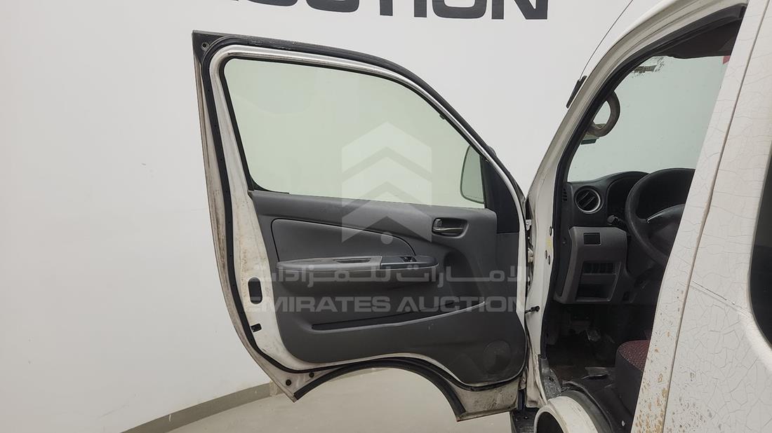 2015 Nissan Urvan — Front Left Door — Photo 5