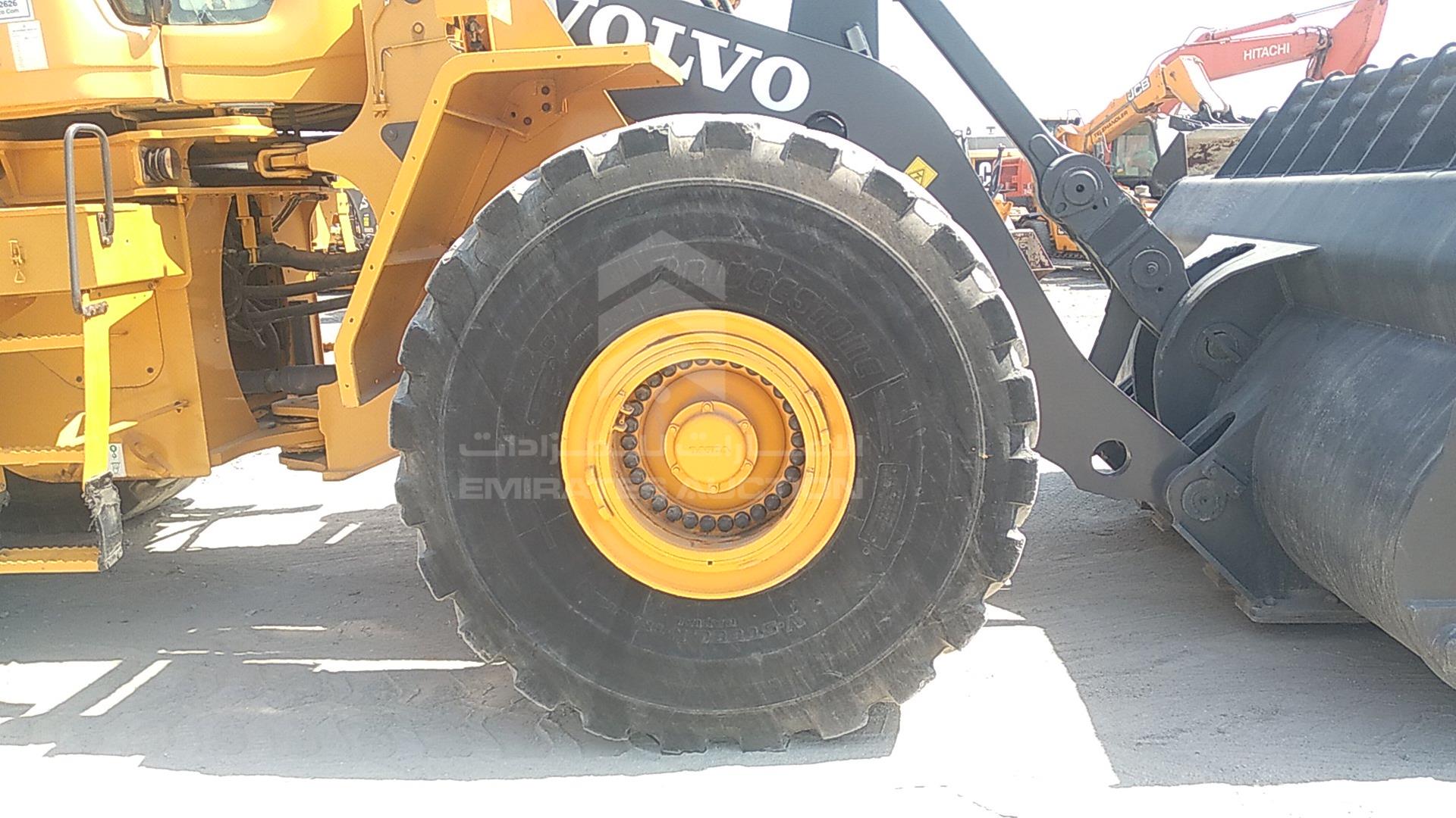 2013 VOLVO --- VIN: VCEL220GE00009261
