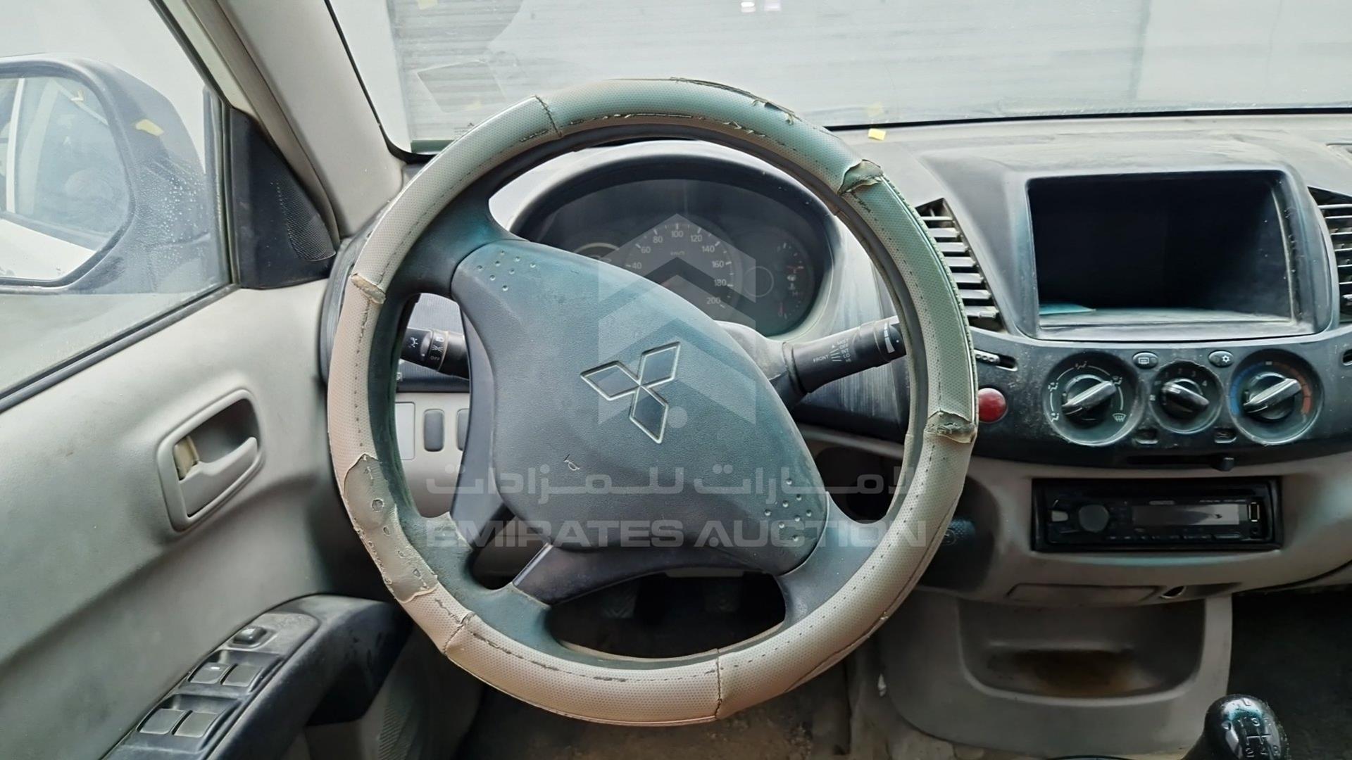 2013 MITSUBISHI PICK UP VIN: MMBJNKA50DD021332