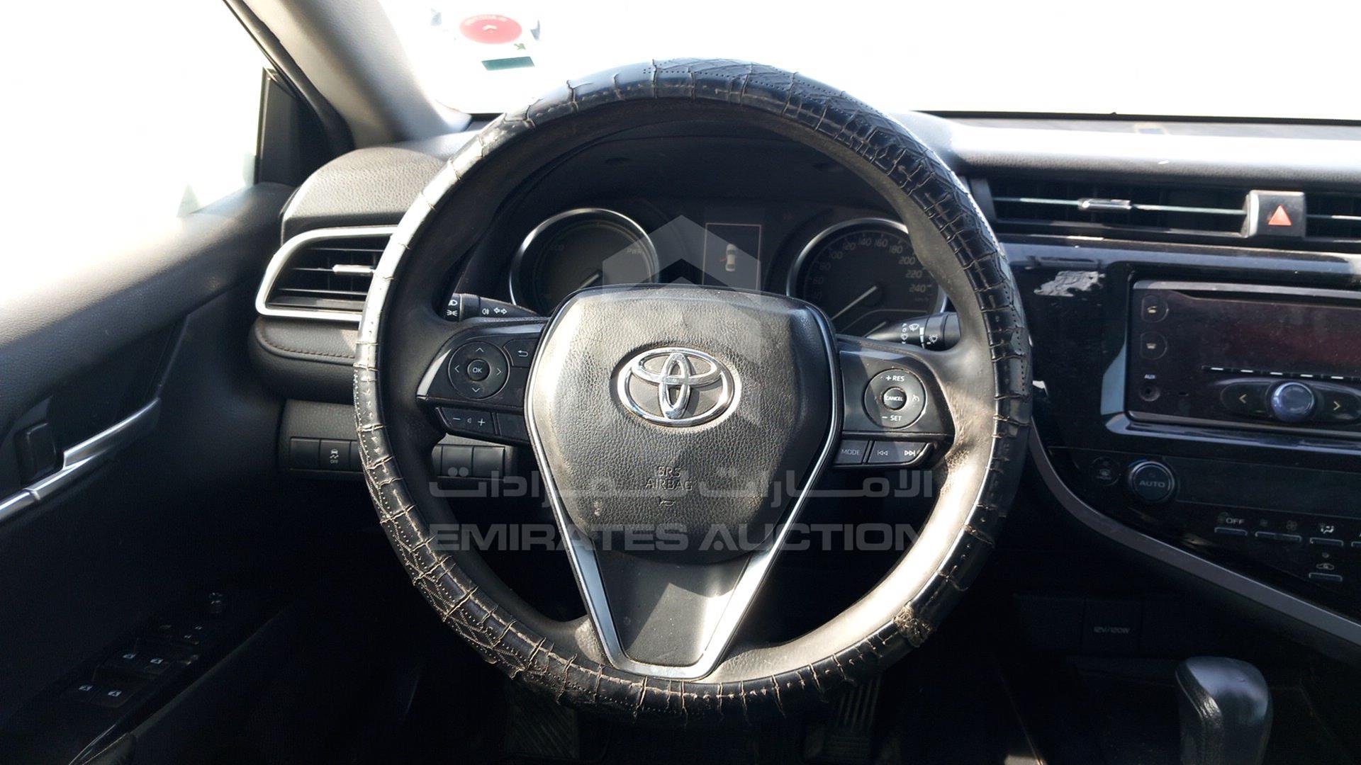 2018 TOYOTA CAMRY VIN: JTNB29HK8J3012843