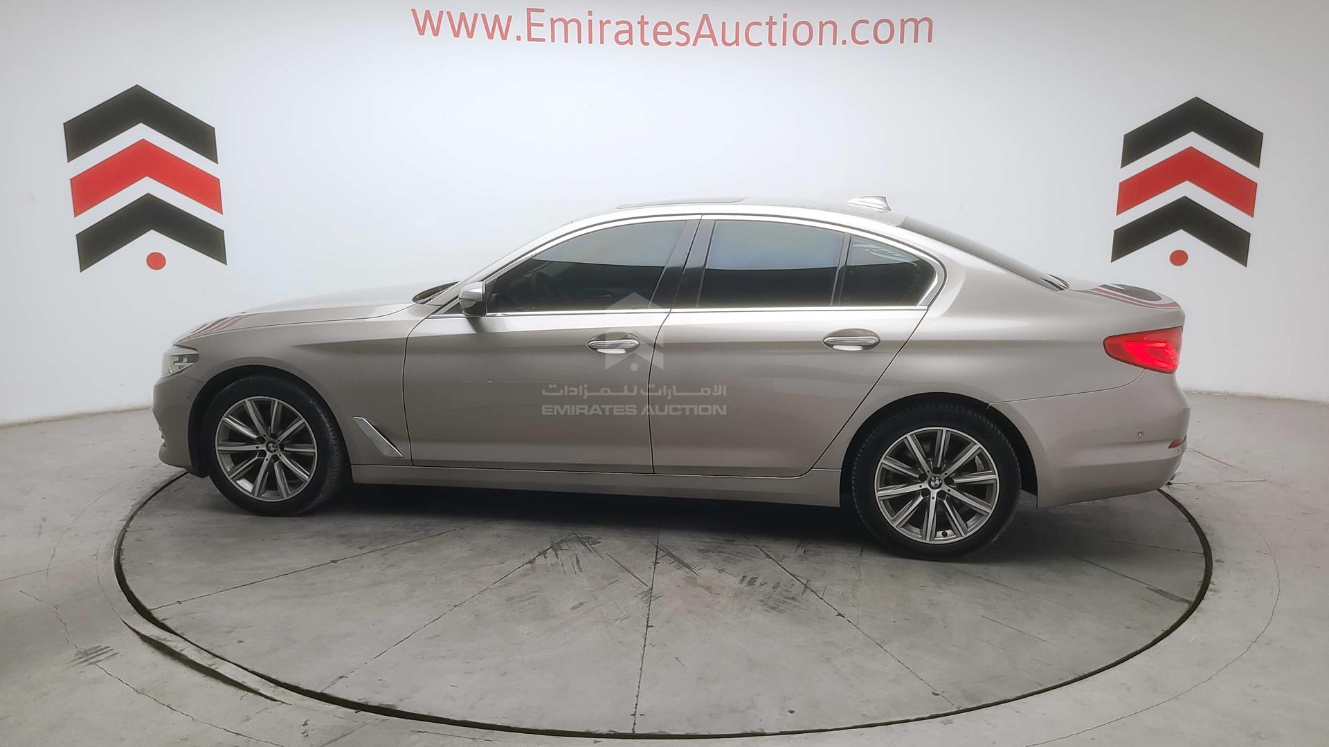 2018 BMW 520 I VIN: WBAJA1101JBH85463