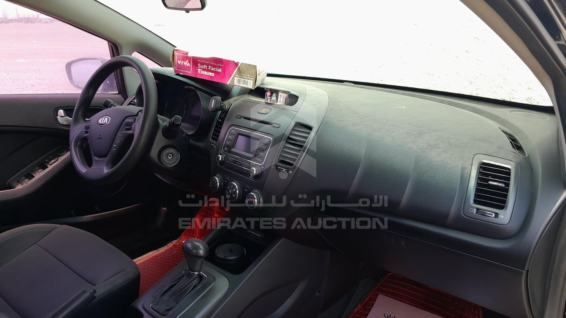 2013 KIA CERATO VIN: KNAFJ412BDA044067