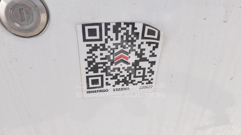 3N6DD23X3FK046463 Auction: EmiratesAuction Lot: 409161 3N6DD23X3FK046463 Nissan Pickup 2015 WHITE Photo 26