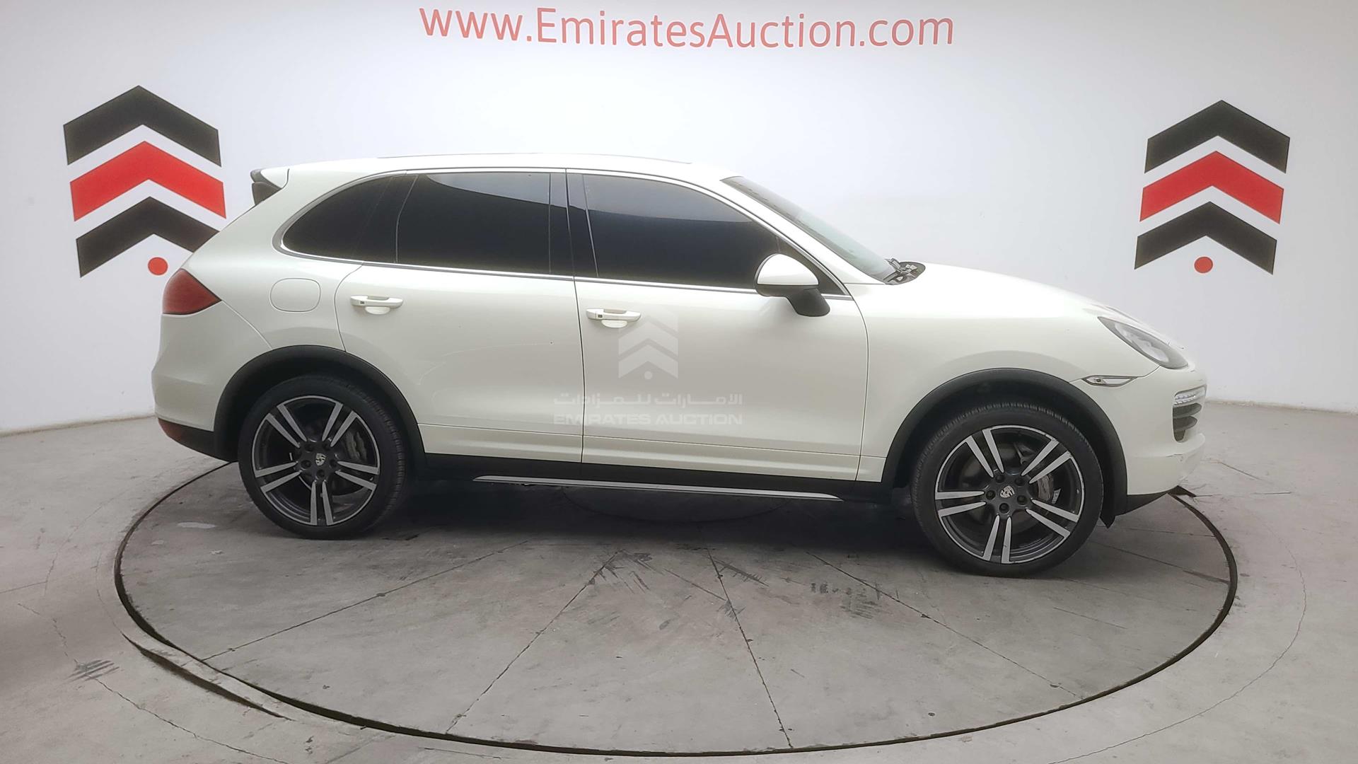 2011 PORSCHE CAYENNE VIN: WP1ZZZ92ZBLA49779