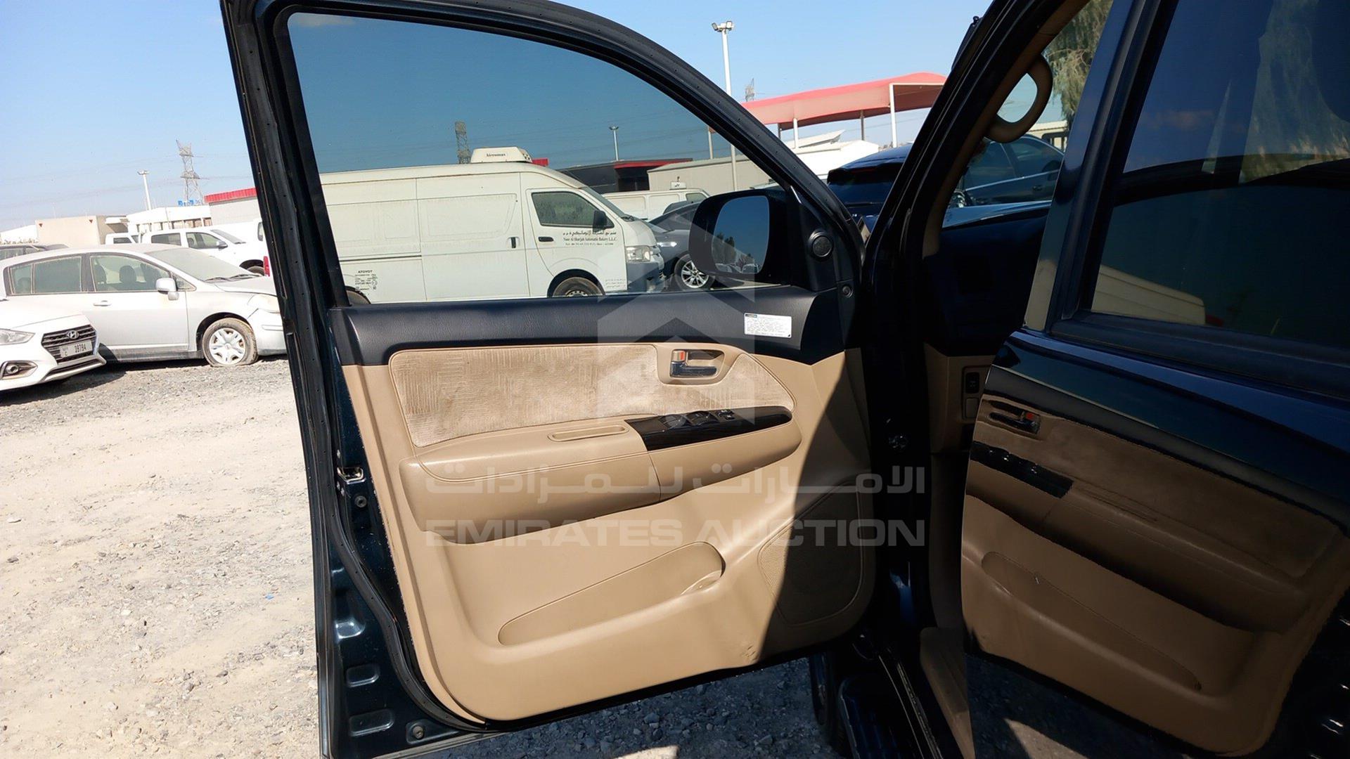 2015 TOYOTA FORTUNER VIN: MHFYU59G4F7039540