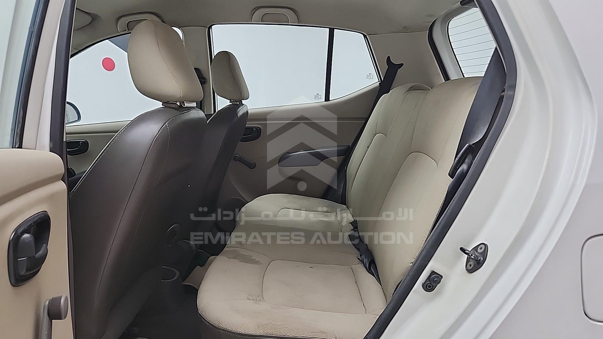 2015 HYUNDAI I10 VIN: MALAM51C3FM570457