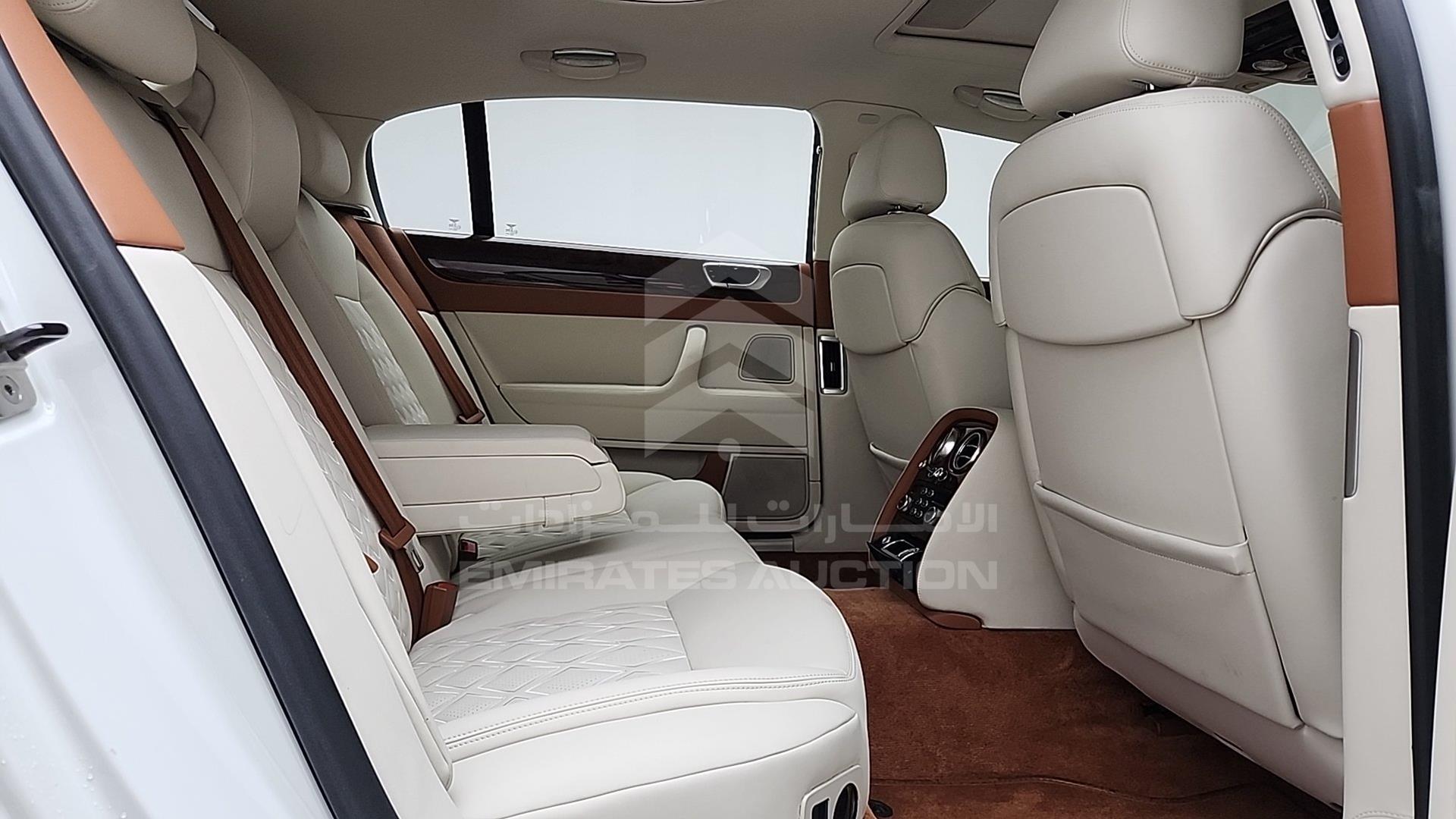 2006 BENTLEY CONTINENTAL VIN: SCBBE53W76C038181