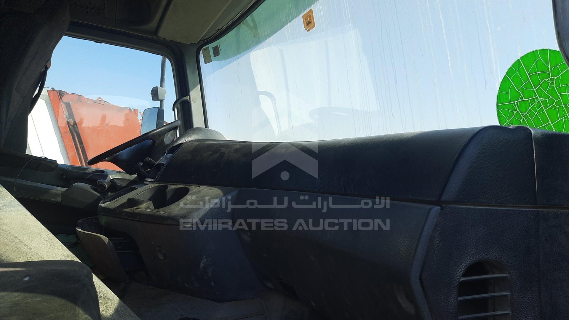 2008 MERCEDES ACTROS VIN: WDAKHCAA98L280329
