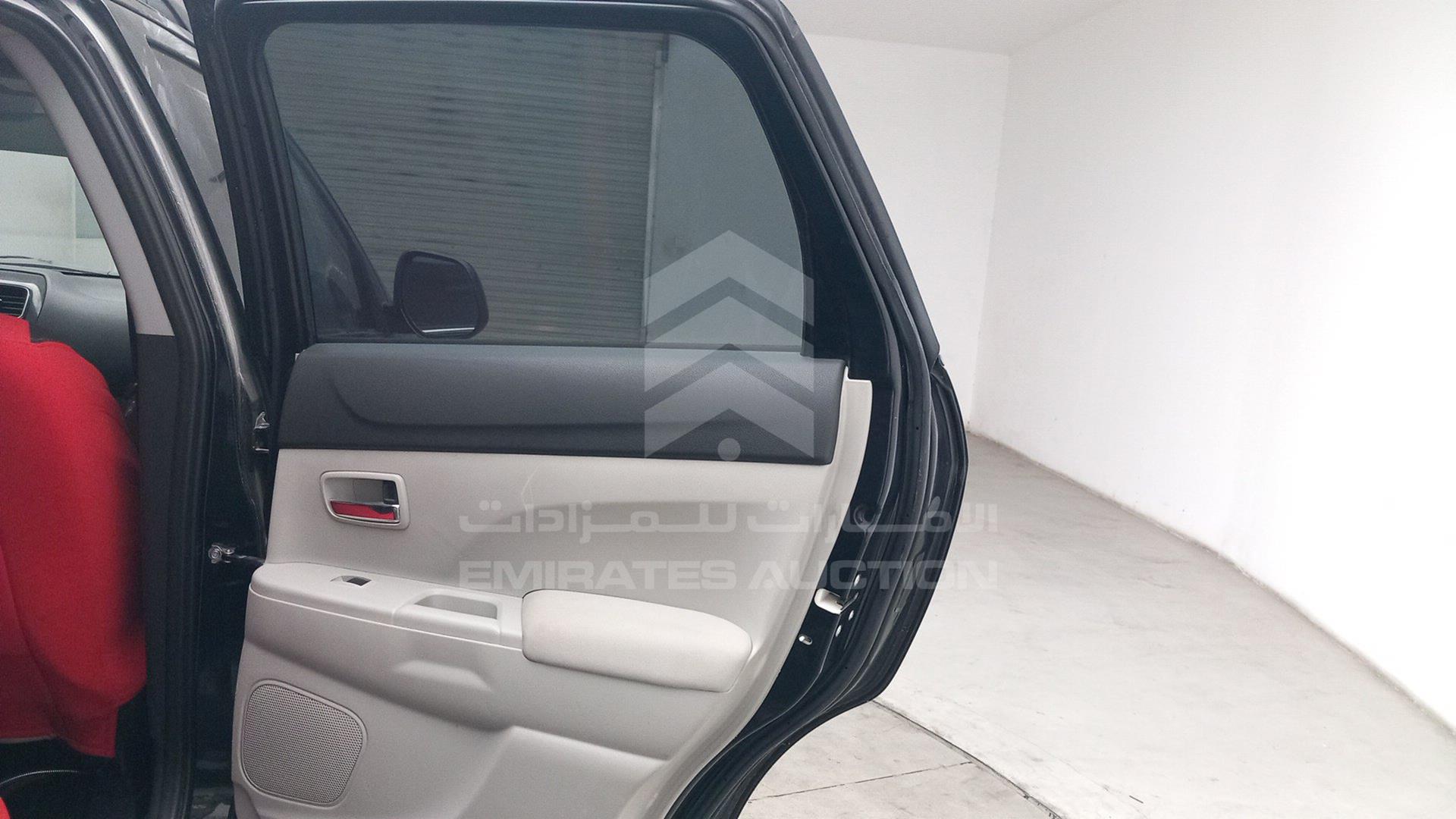 2017 MITSUBISHI ASX VIN: JE4LP21U2HZ701187