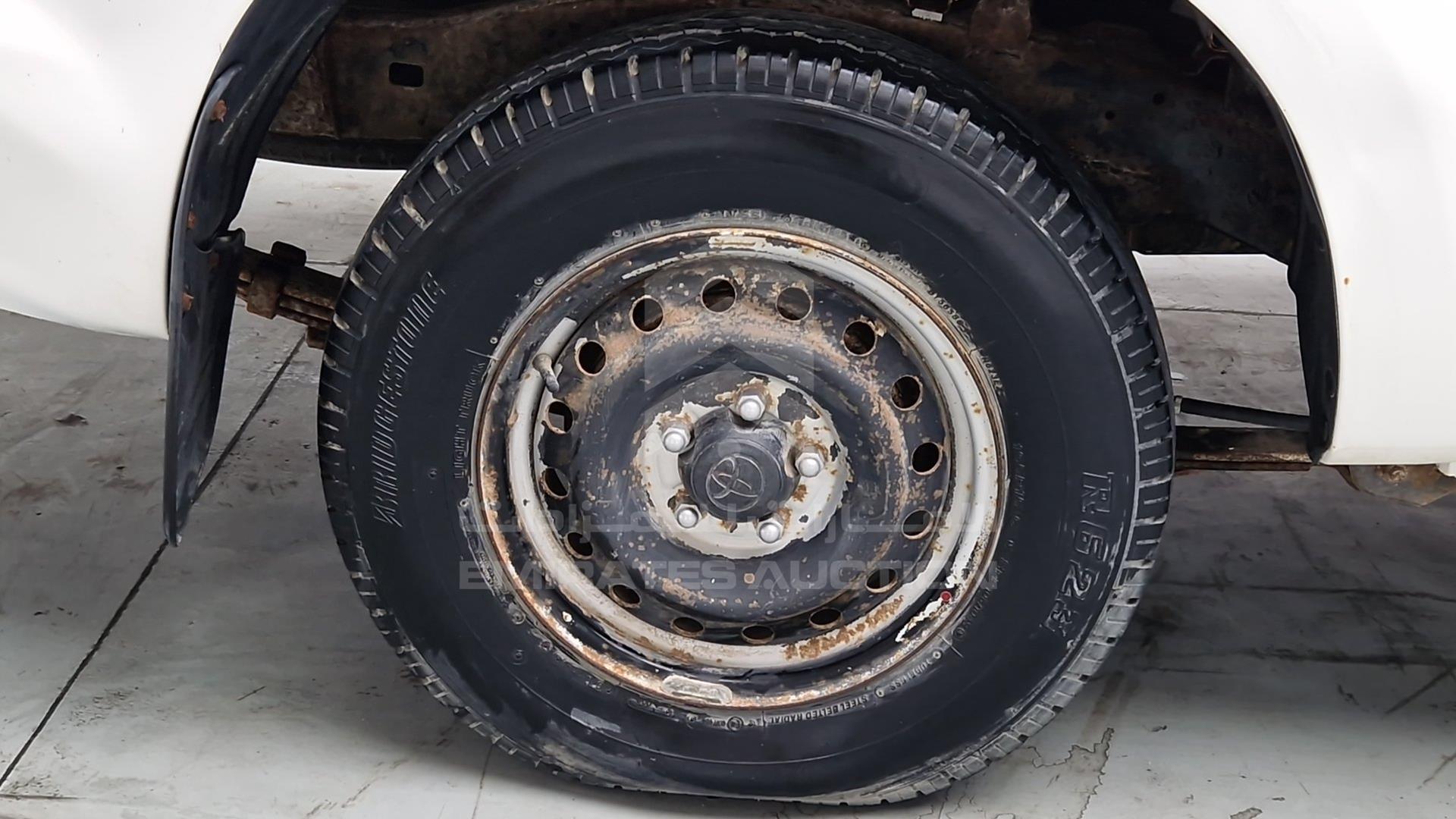 2015 TOYOTA HILUX VIN: MR0EX12G7F2352671