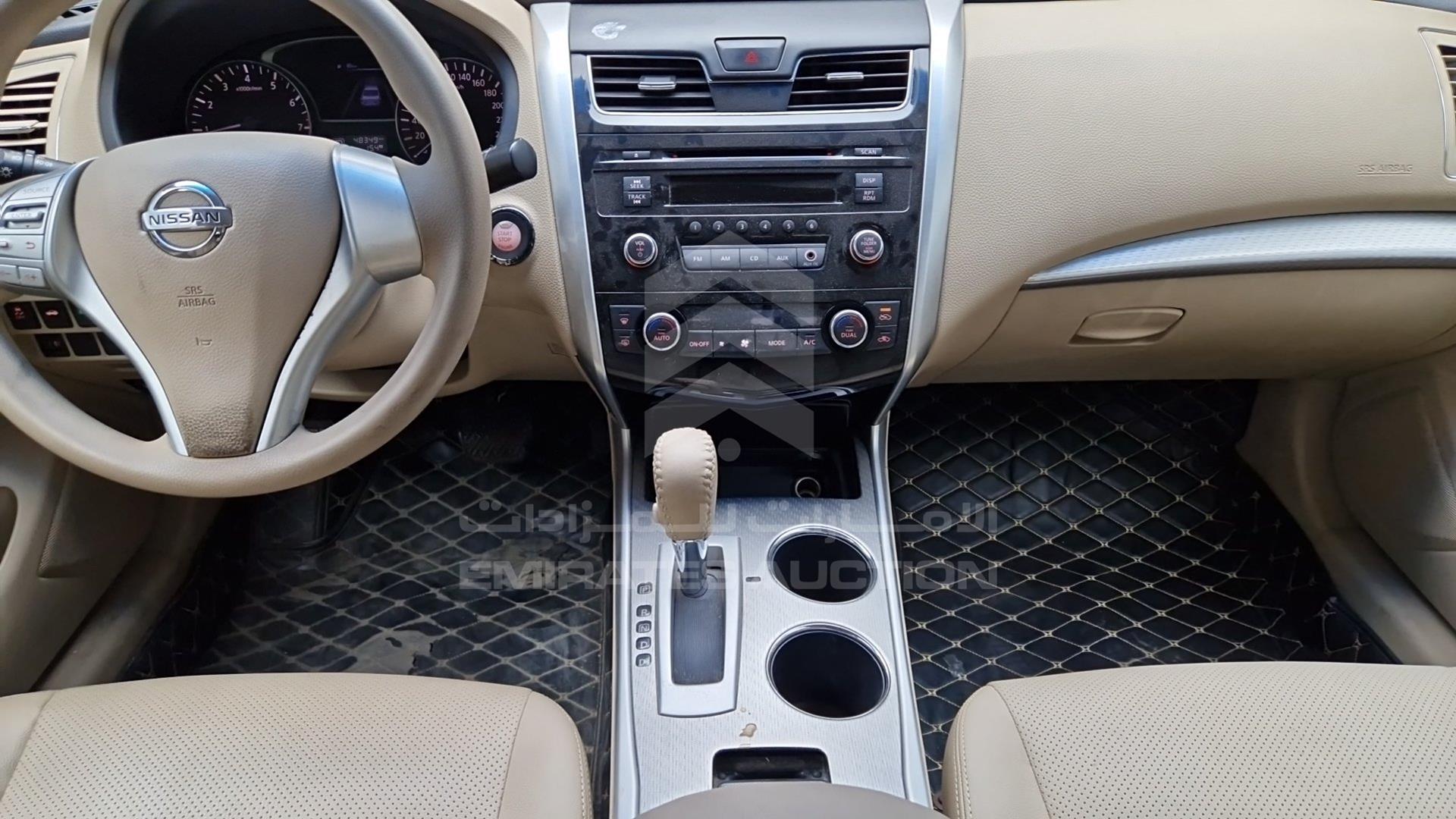 2017 NISSAN TEANA VIN: LGBF5AE01HR305842