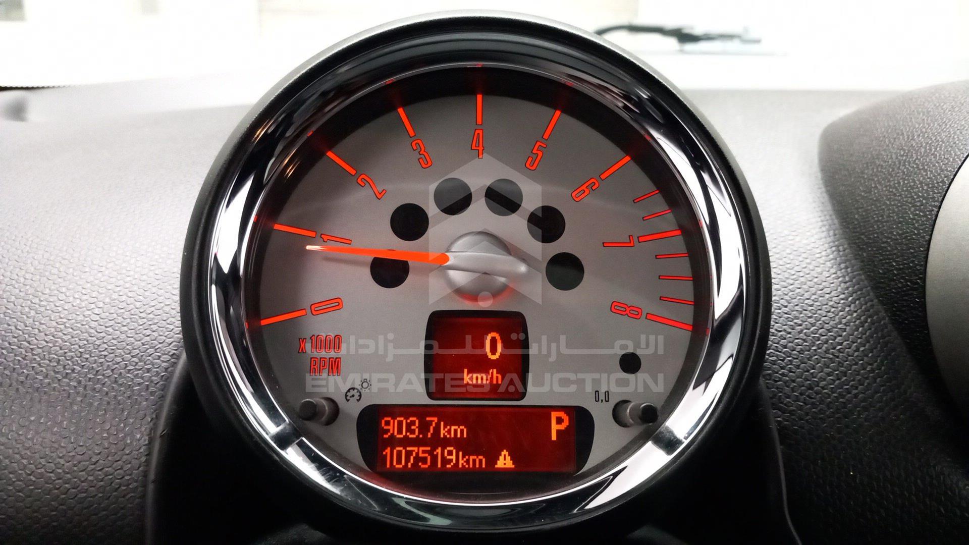 2013 MINI COOPER VIN: WMWZC5105DWM82037