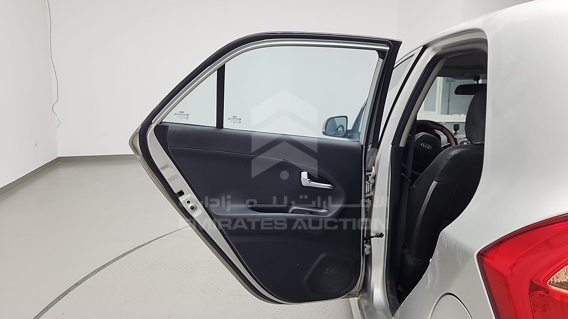 2012 KIA PICANTO VIN: KNABX5121CT184415