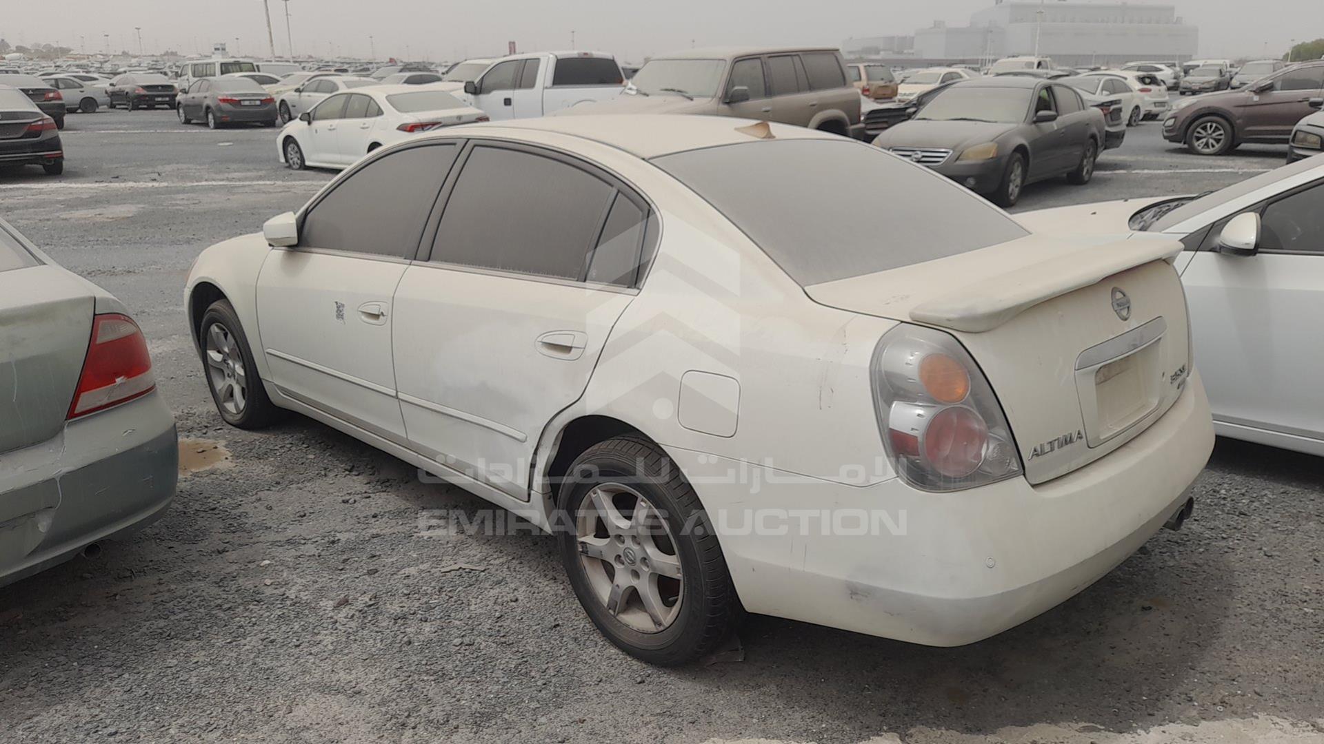 2005 NISSAN ALTIMA VIN: 1N4AL11DX5C238372