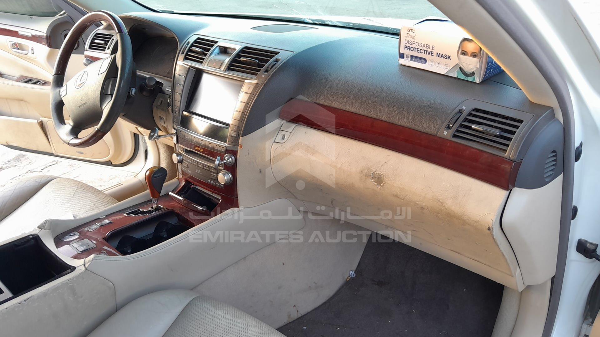 2010 LEXUS LS 460 VIN: JTHBL5EF8A5092472
