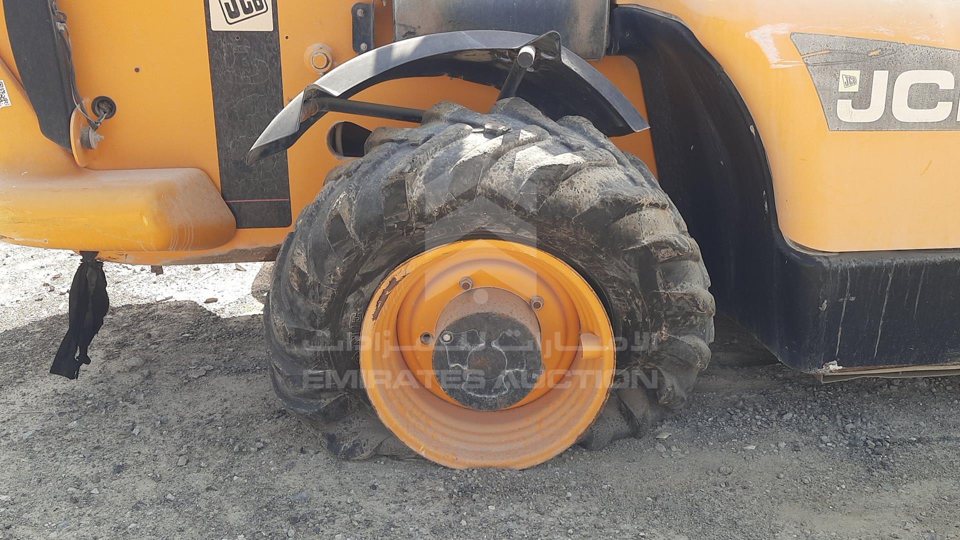 2010 JCB 540 - 170 VIN: JCB5AFSGG01520816