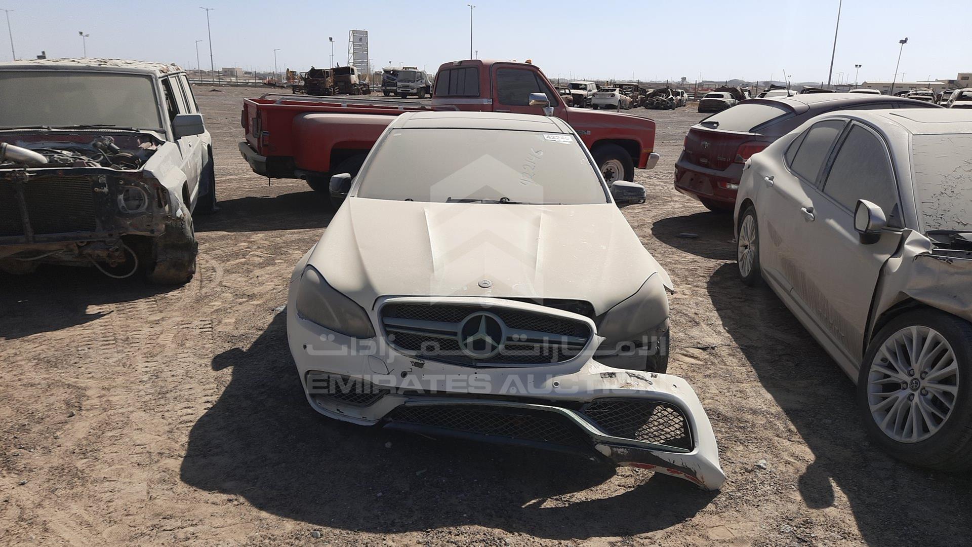 2010 MERCEDES E 550 VIN: WDDHF7CBXAA029143