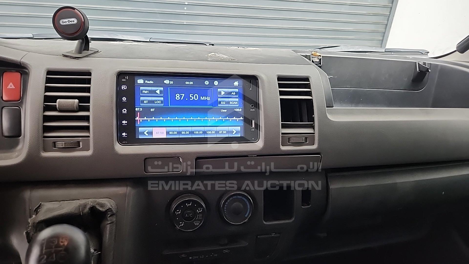 2009 TOYOTA HIACE VIN: JTFHX02PX90039241
