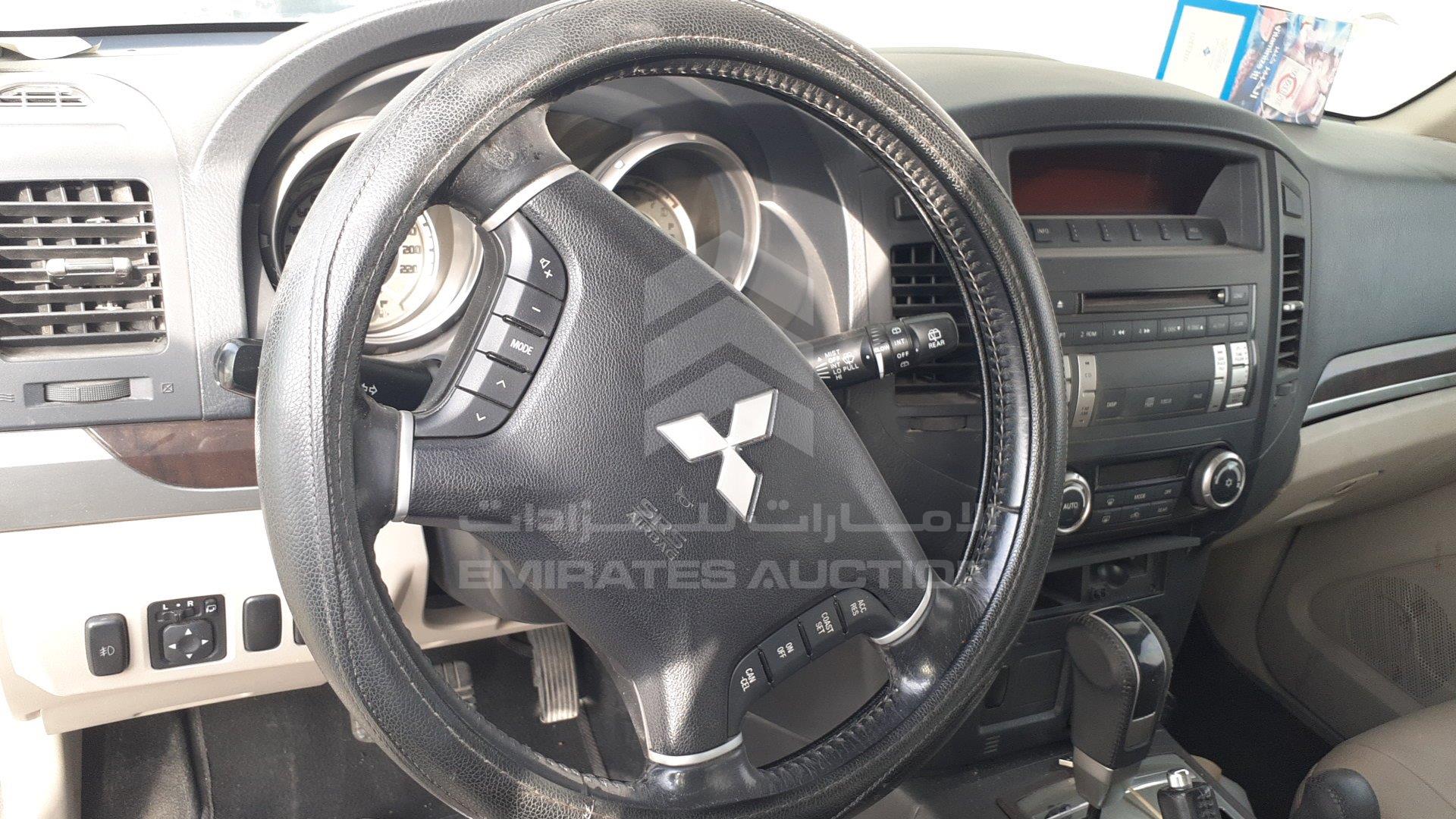 JMYLRV95WDJ708656 - 2013 Mitsubishi Pajero - #351548