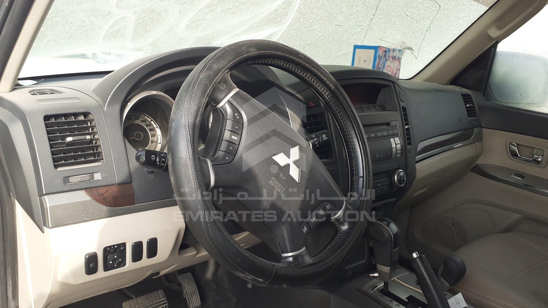 JMYLRV95WDJ708656 - 2013 Mitsubishi Pajero - #351548