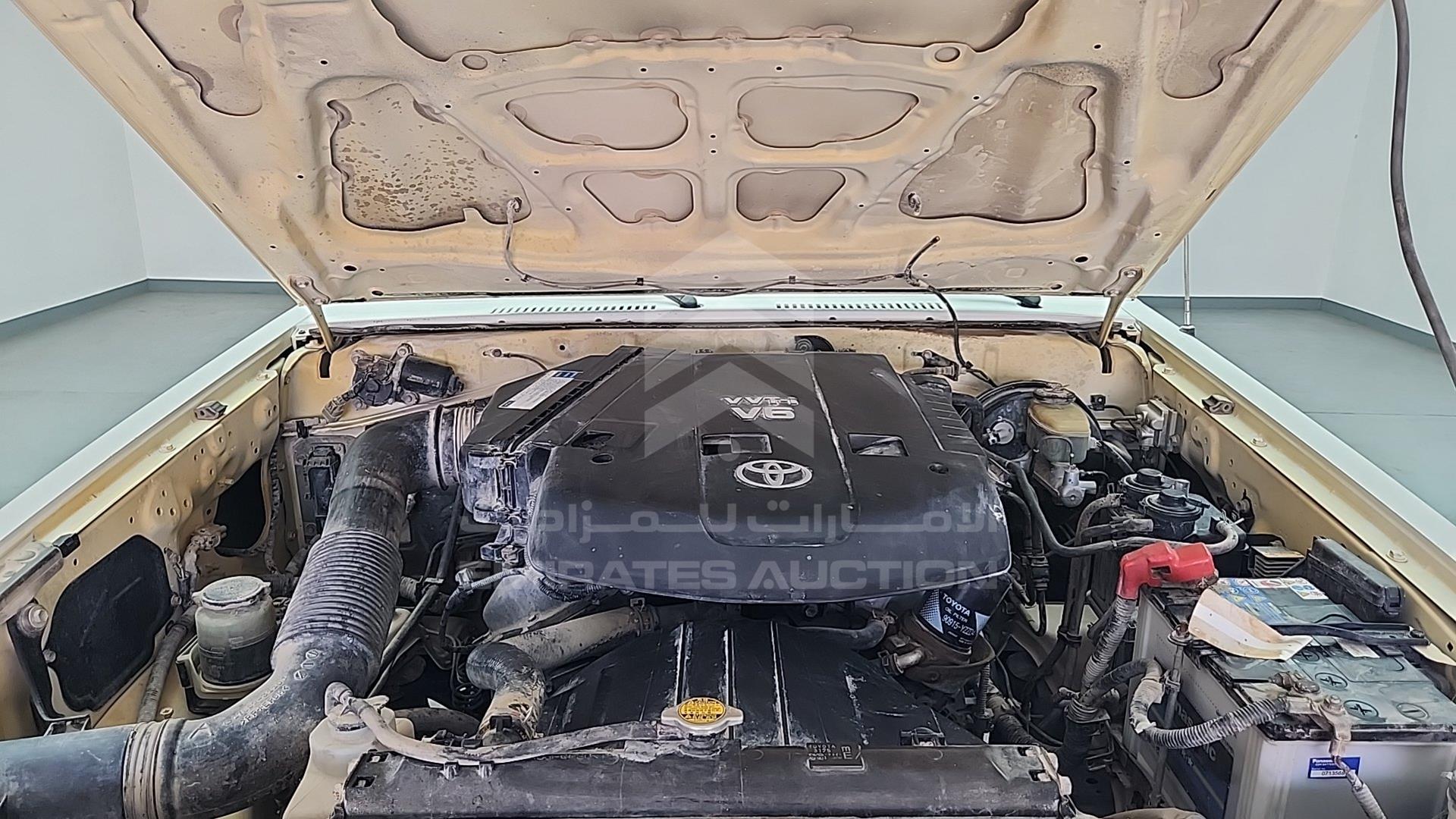 2012 TOYOTA LAND CRUISER VIN: JTFLU73J3C4522897