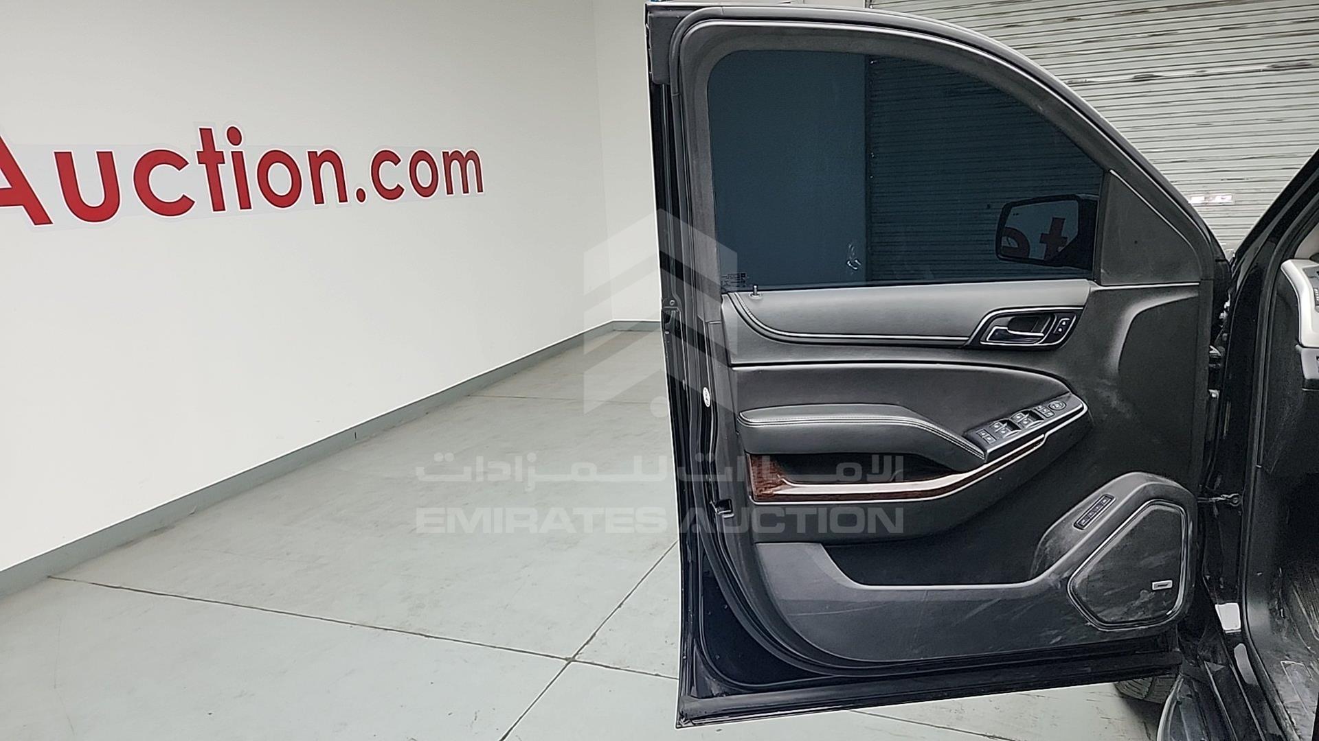 2020 GMC YUKON VIN: 1GKS2GKC4LR273725