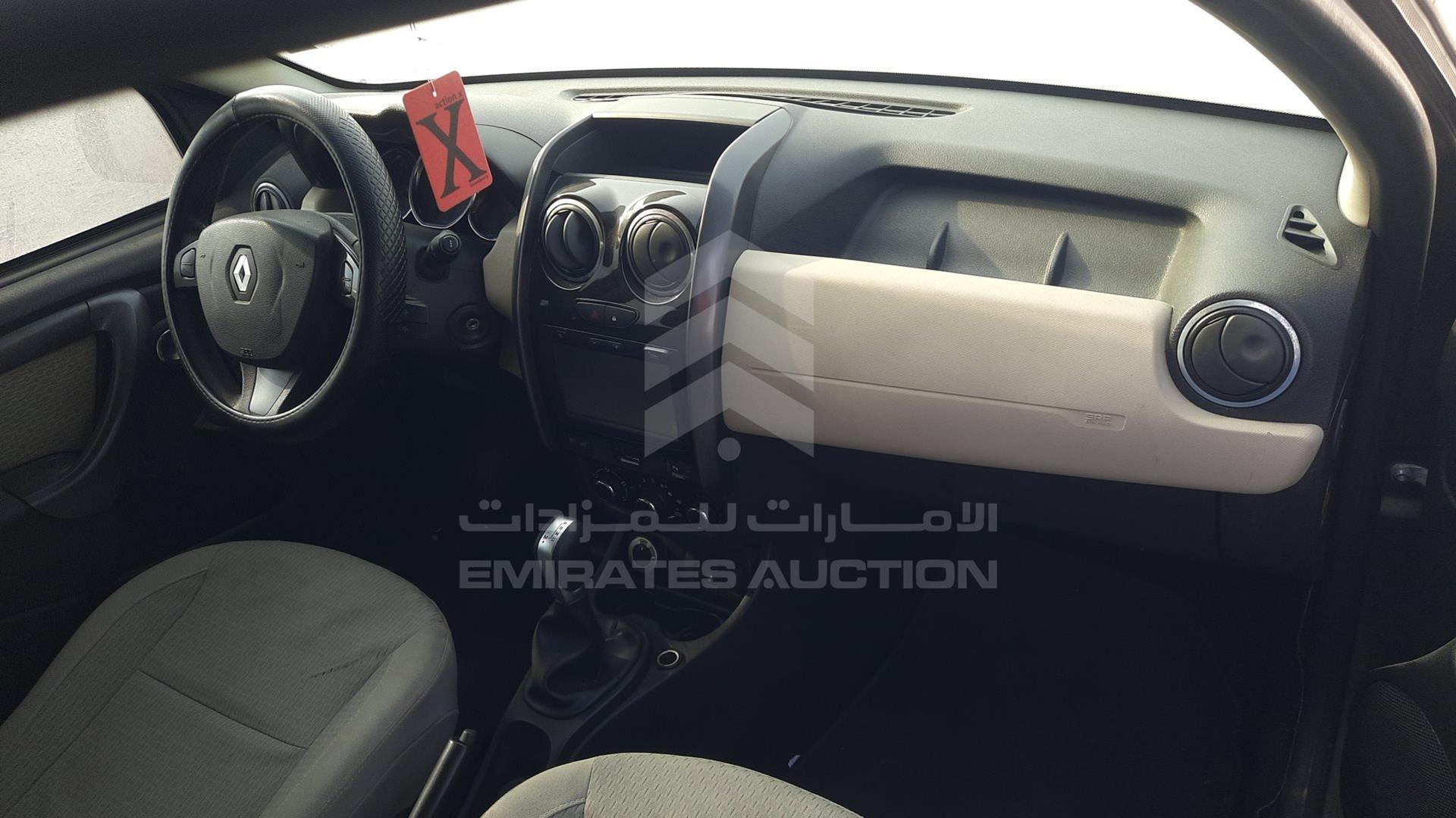 2018 RENAULT DUSTER VIN: VF1HSRGJ5JH588477