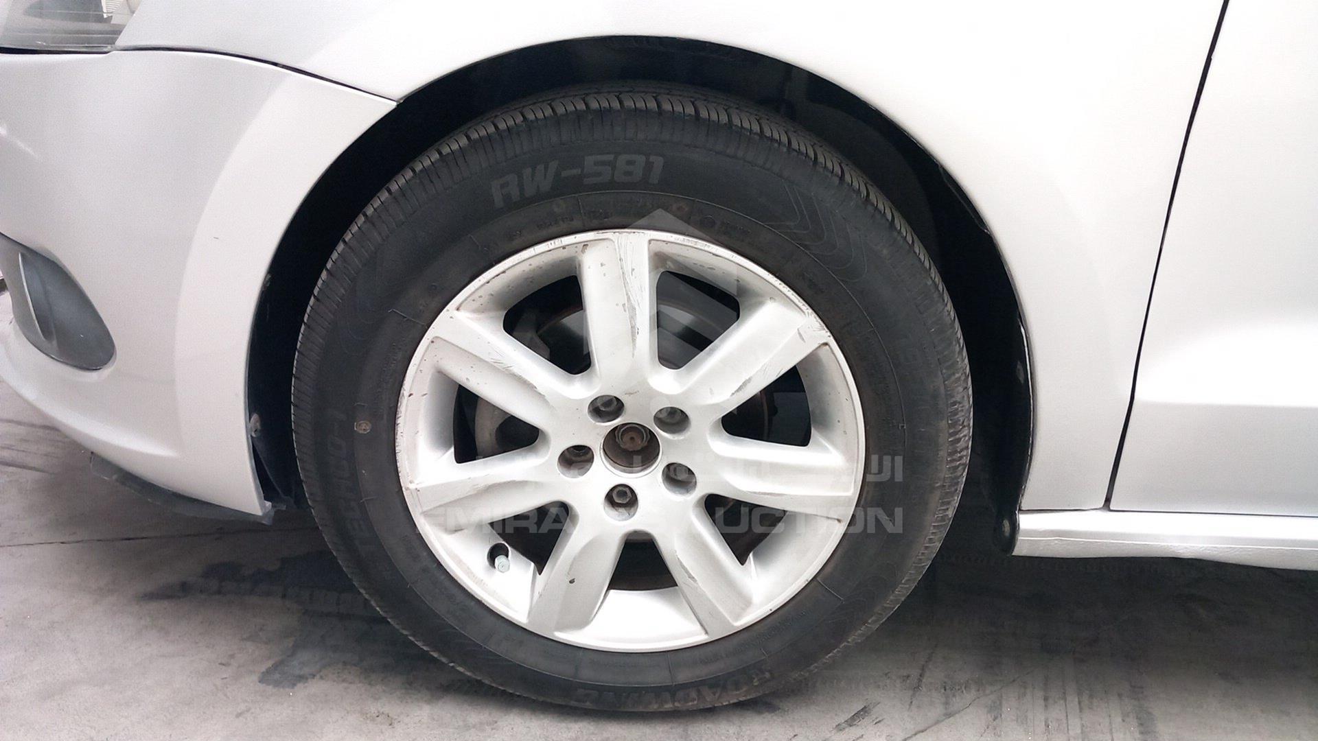 2012 VOLKSWAGEN POLO VIN: WVWBC2A70CT010036