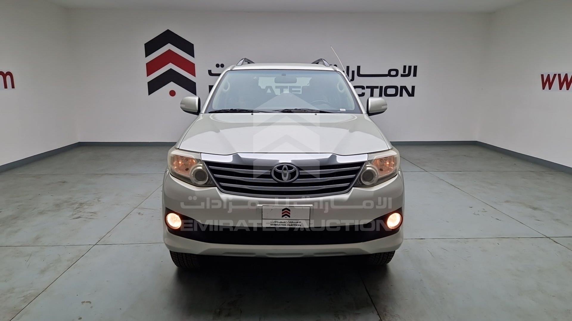 2014 TOYOTA FORTUNER VIN: MHFYU59G1E7031572