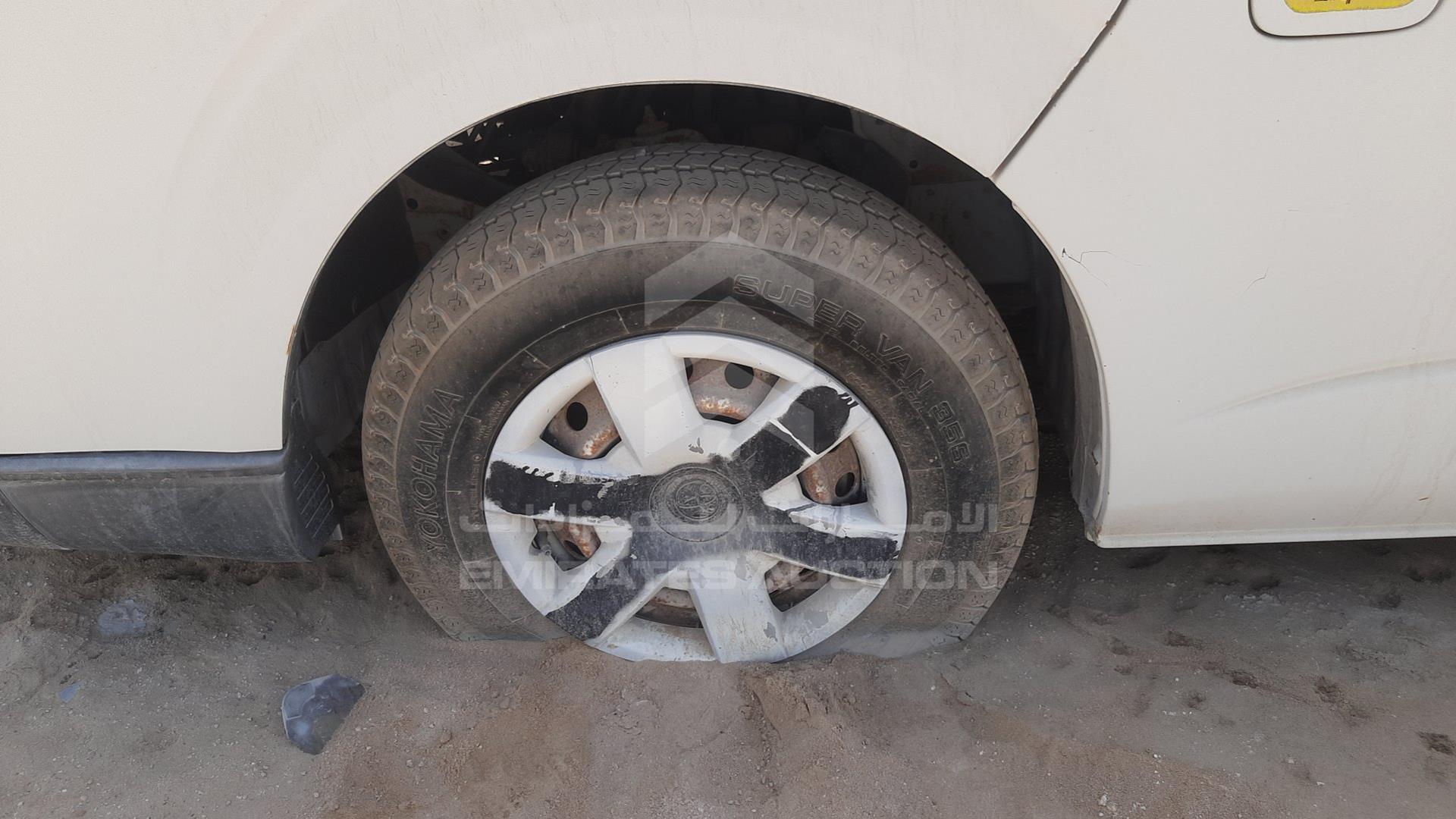 2010 TOYOTA HIACE VIN: JTGJX02P8A0033553