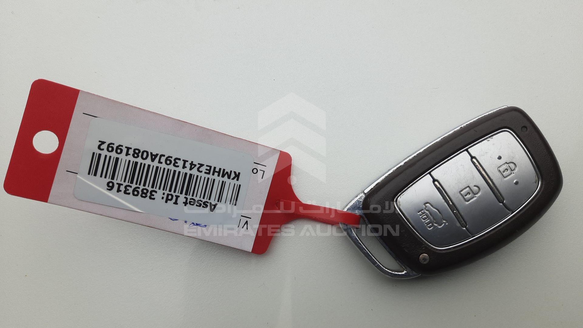 2018 HYUNDAI SONATA VIN: KMHE24139JA081992
