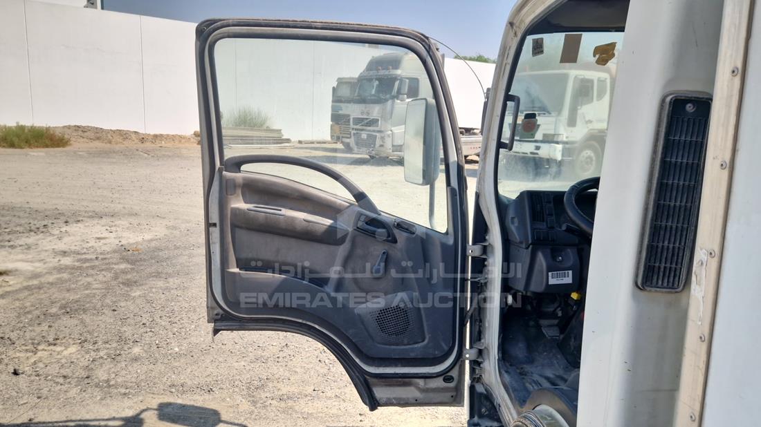 2013 Isuzu NMR — Front Left Door — Photo 10