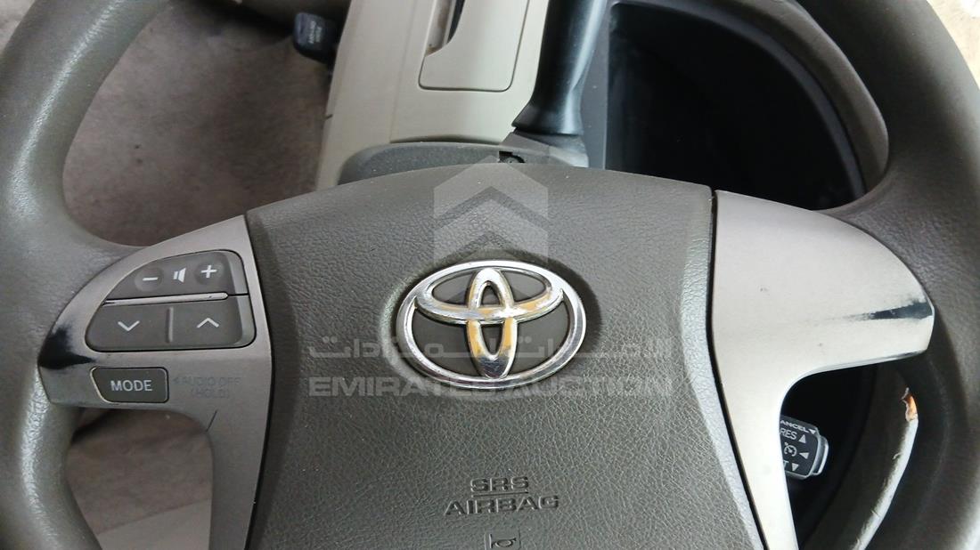 2007 Toyota Camry — Steering & Mounted Controls — Photo 15