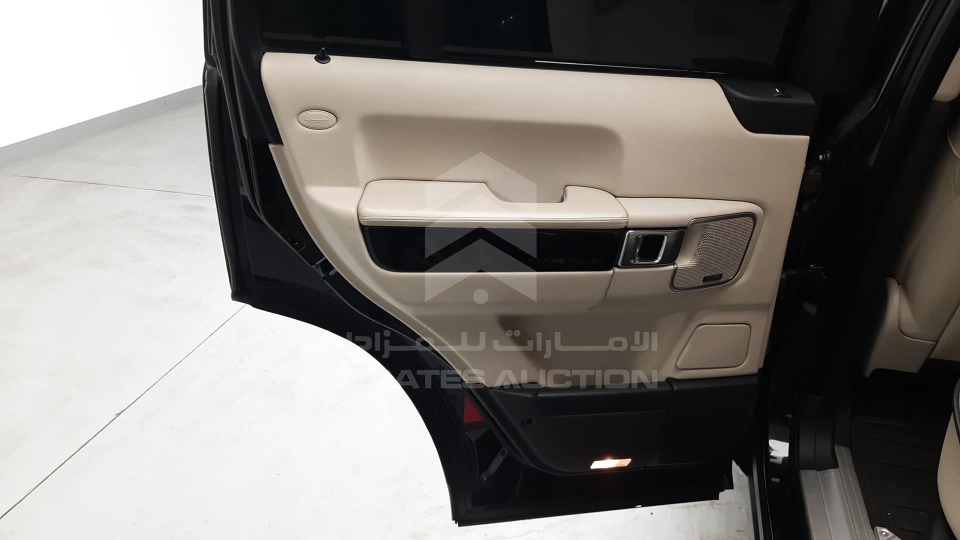 2012 RANGE ROVER VOGUE VIN: SALMF1E47CA392175