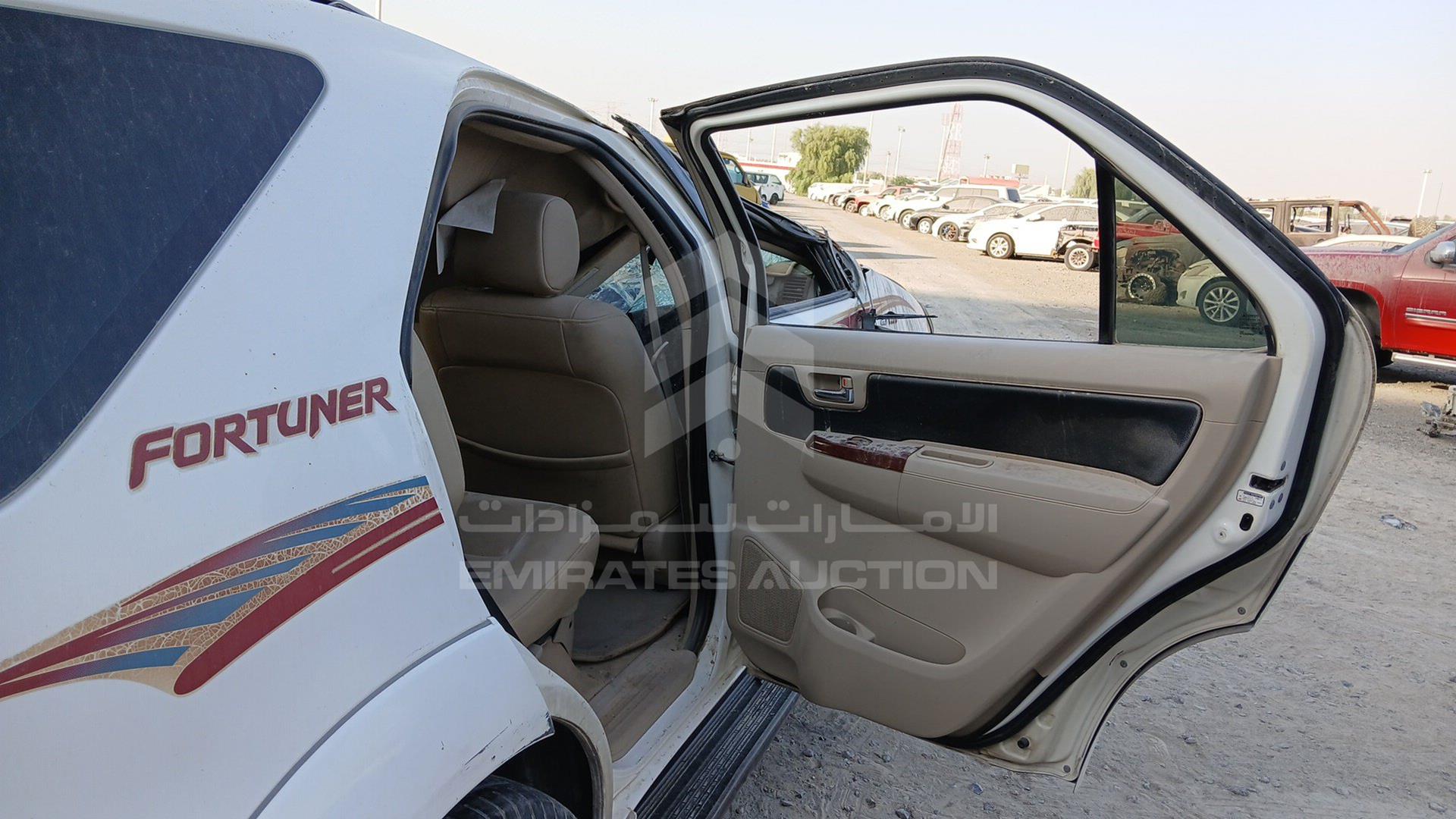 2008 TOYOTA FORTUNER VIN: MHFYX59G488010544