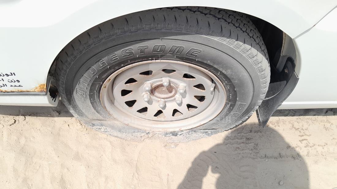 2014 Chery P5 — Front Left Tyre — Photo 31