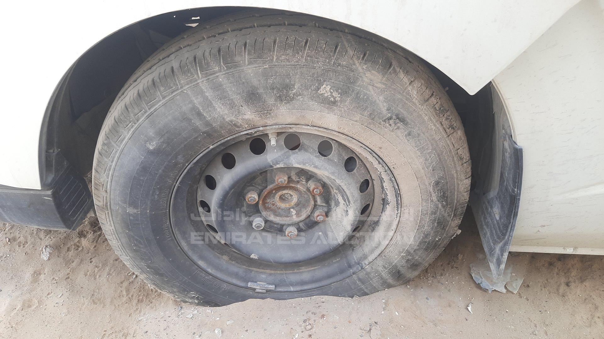 0 TOYOTA HIACE VIN: JTFHX02P7P0127998