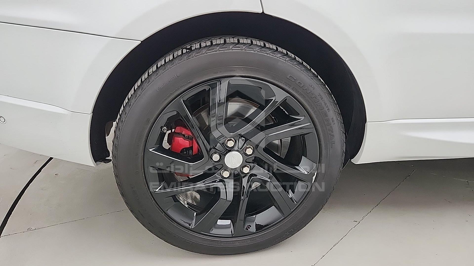 2018 RANGE ROVER SPORT VIN: SALWA2BE9JA182409