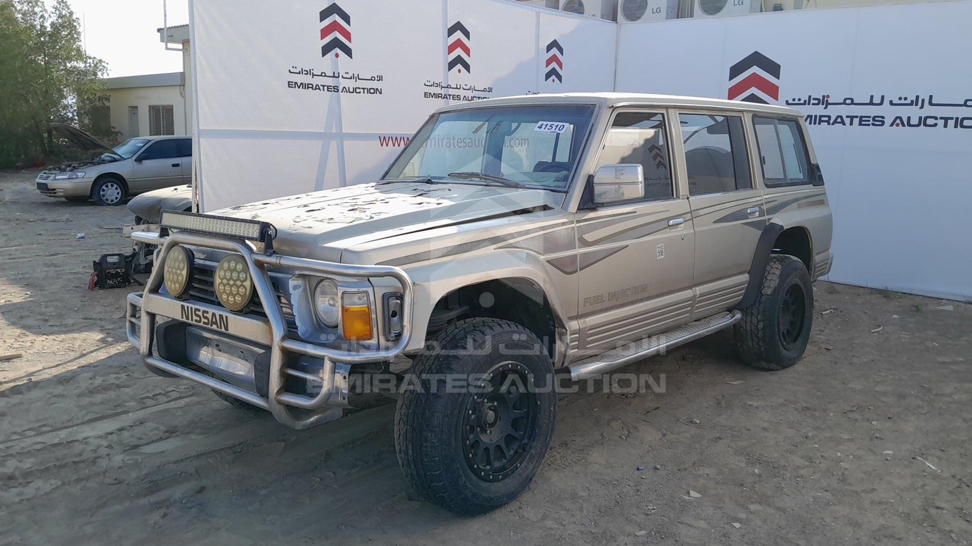 0 NISSAN PATROL VIN: WGY60-811108