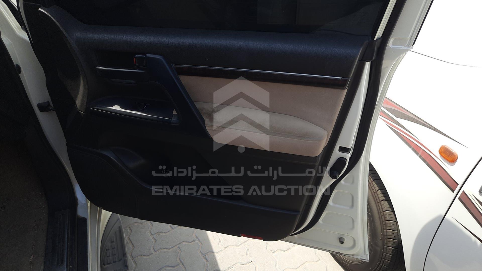 2010 TOYOTA LAND CRUISER VIN: JTMHU09JXA5037502