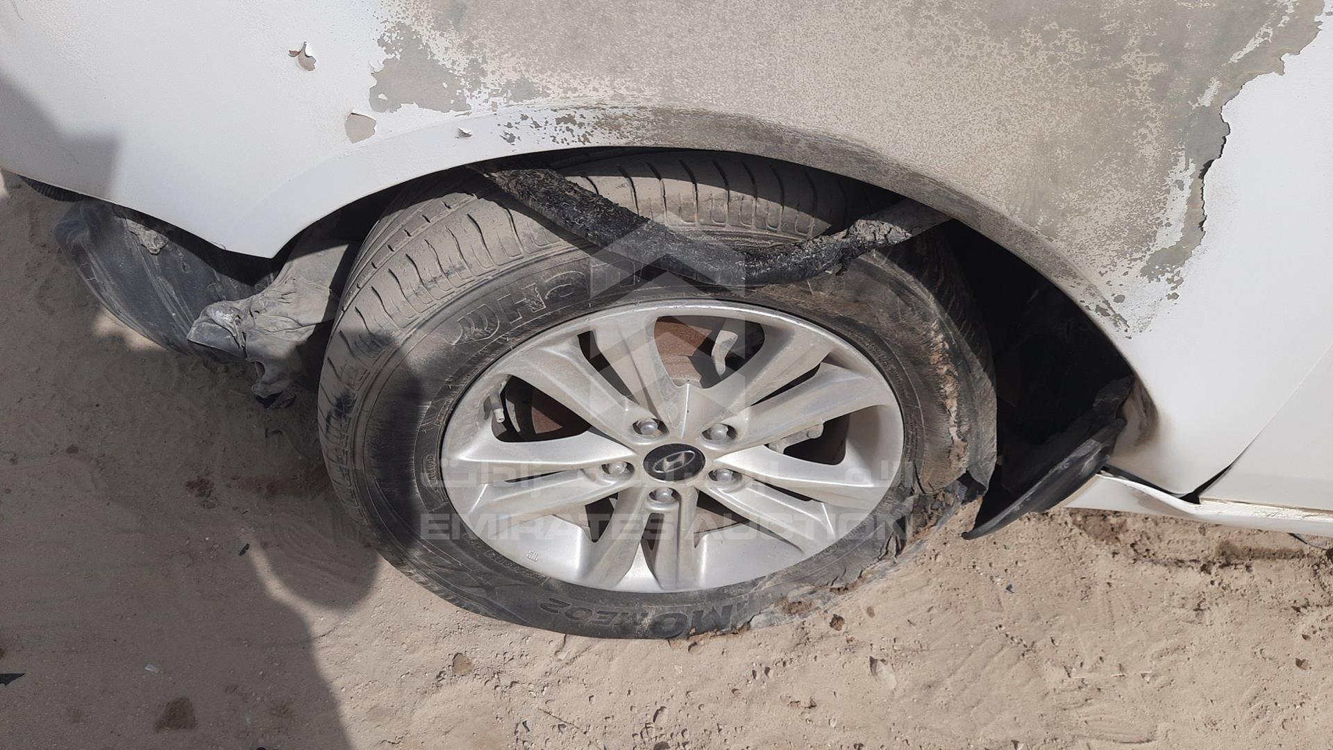 2010 HYUNDAI SONATA VIN: KMHET41D8AA790080