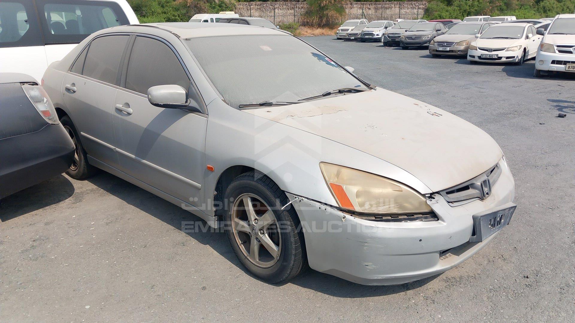2004 HONDA ACCORD VIN: JHMCM56734C400916