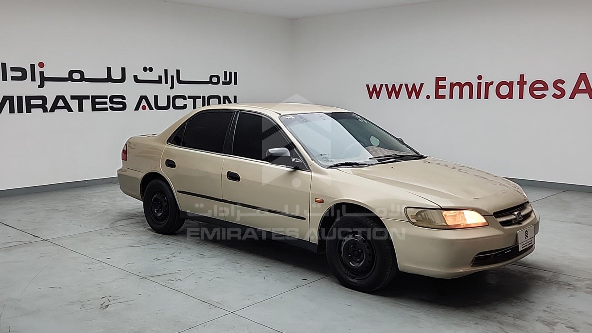 2000 HONDA ACCORD VIN: JHMCF863XYC401320