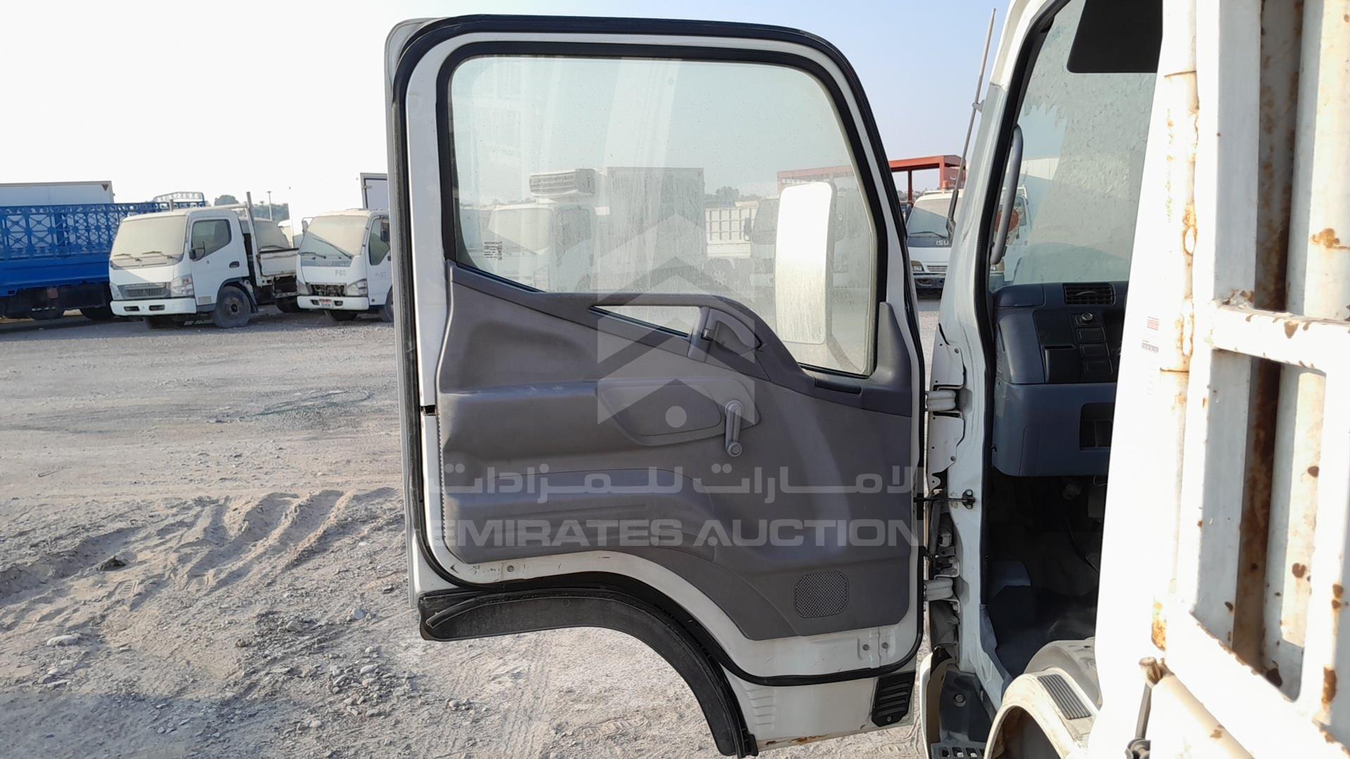 2016 MITSUBISHI CANTER VIN: JL6B6E6P8GK008331