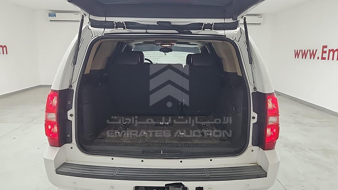 2008 Chevrolet Tahoe — Trunk Interior View — Photo 21